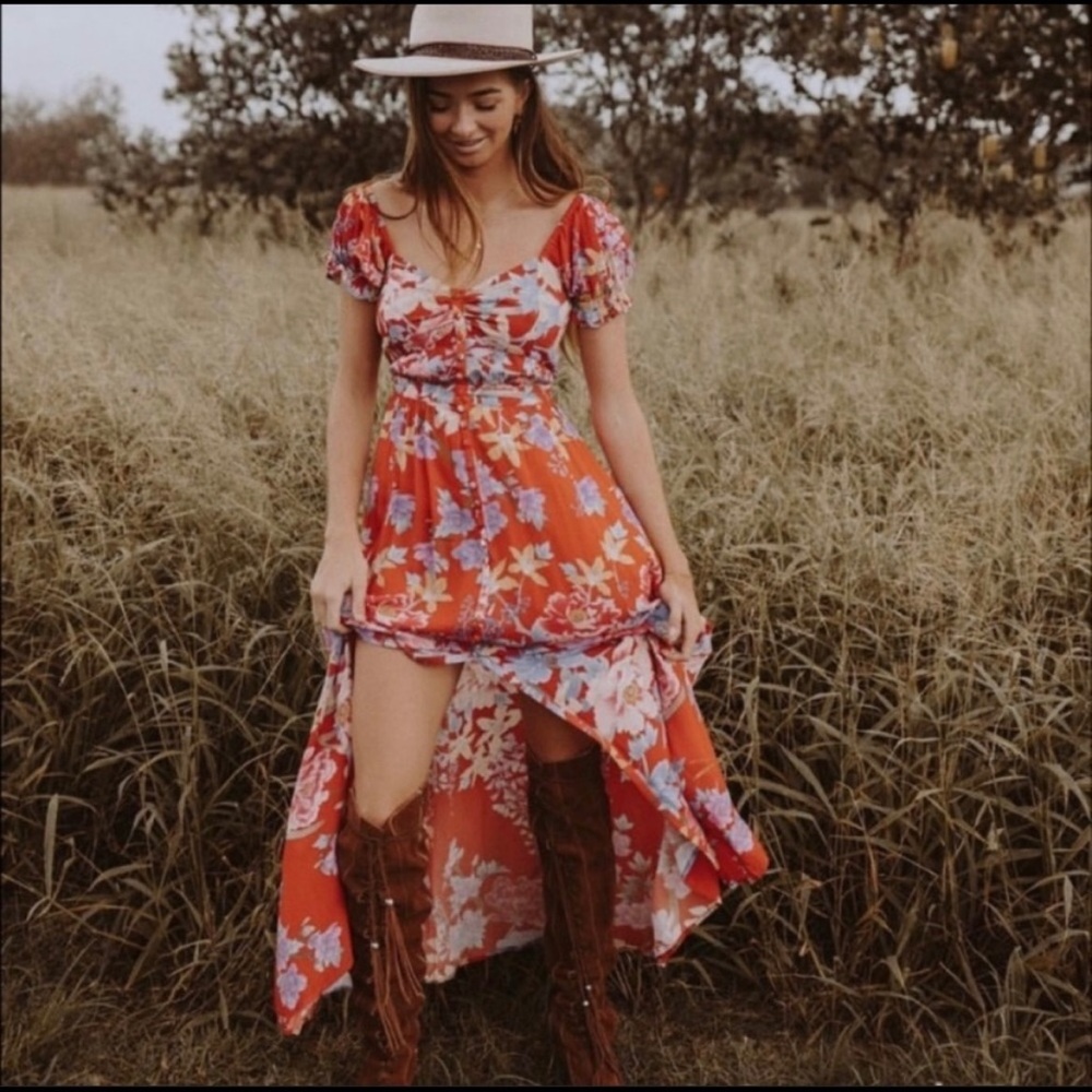 NWT Spell and the Gypsy Lily gown